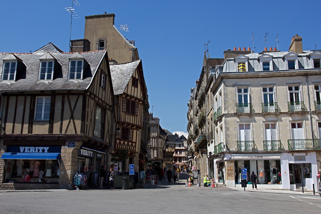 La cathédrale Saint-Pierre de Vannes morbihan bretagne frankrijk Stadsmuren normandie france citadelle erfgoed